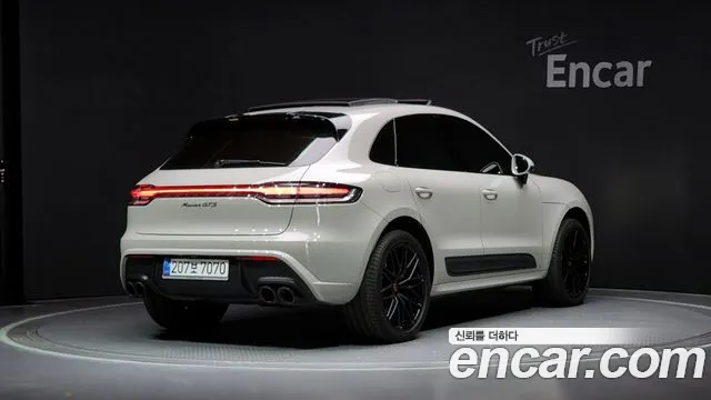 Porsche Macan 2023