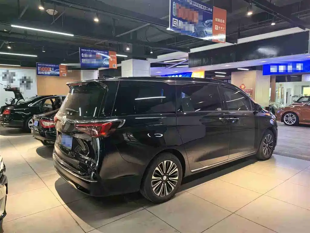 Buick GL8 2023