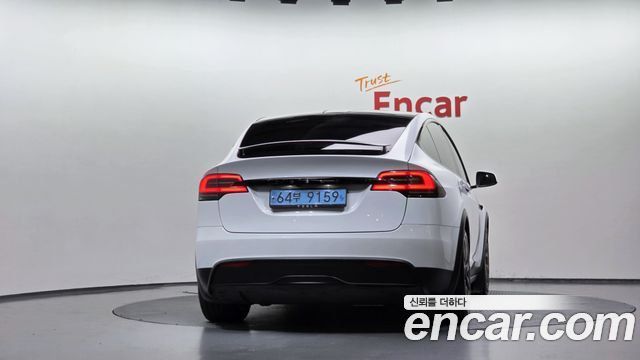 Tesla Model X 2023