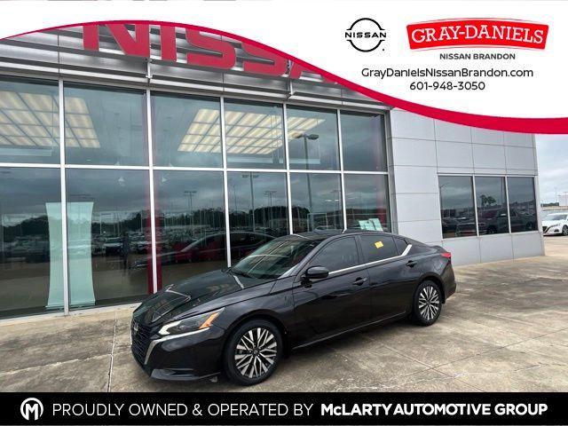 Nissan Altima 2024