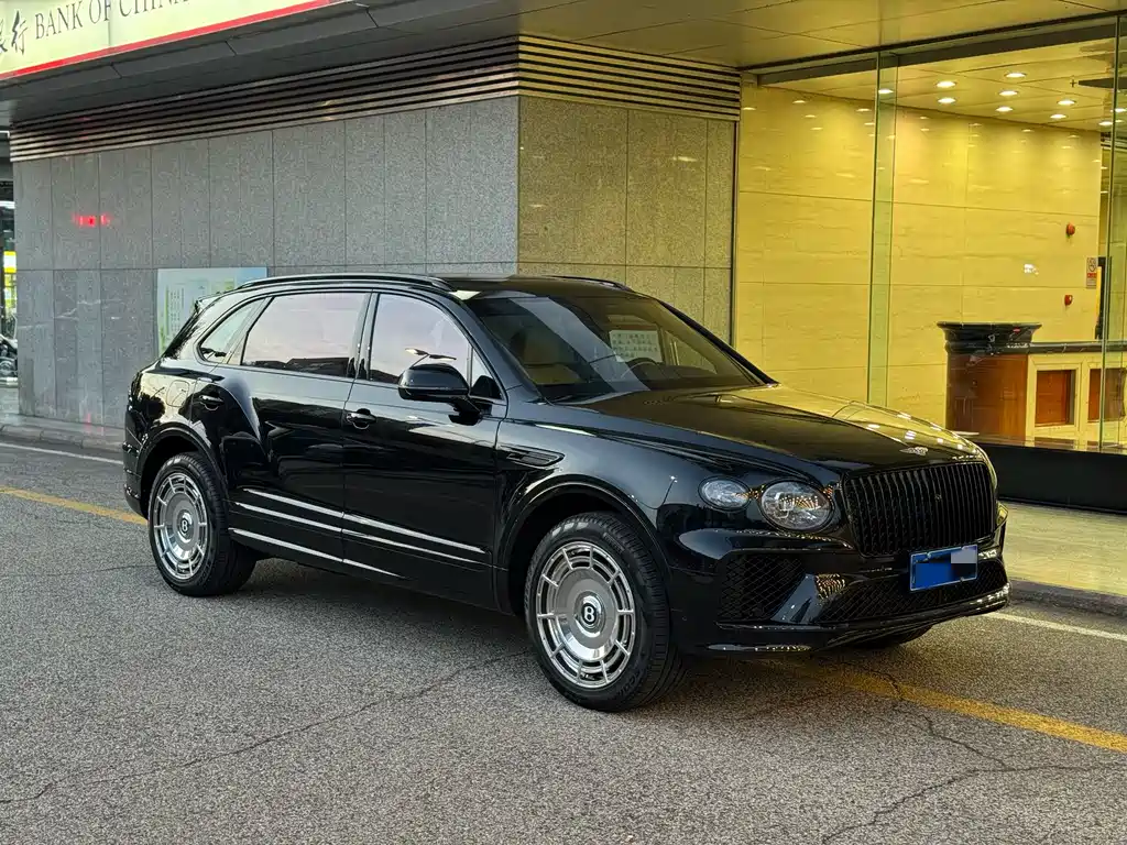 Bentley Bentayga 2023