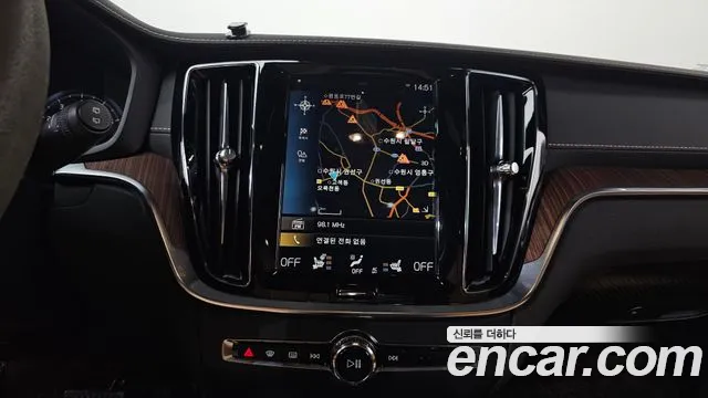 Volvo V60 2021