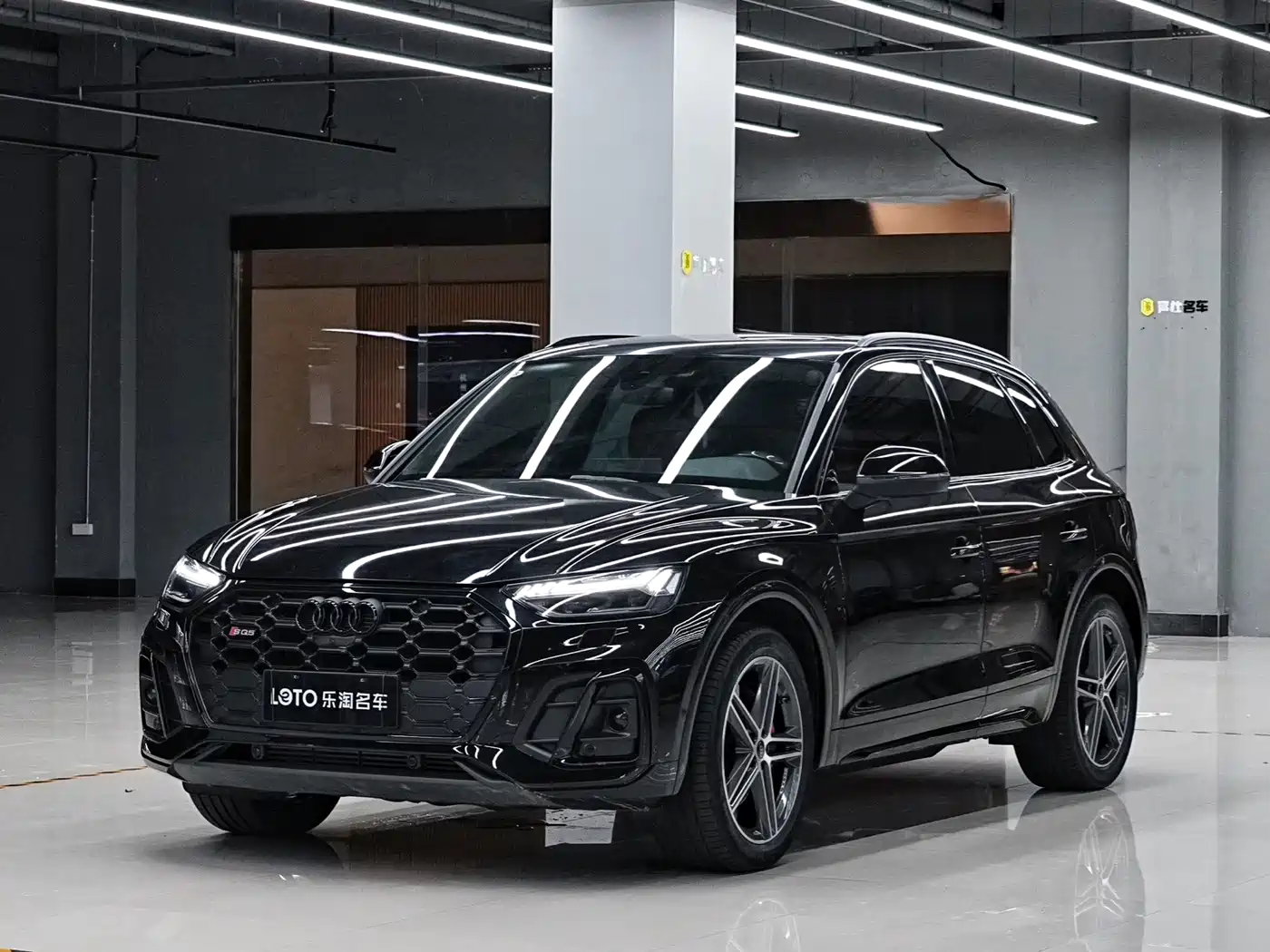 Audi SQ5 2024