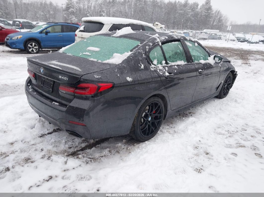 BMW 540 2022