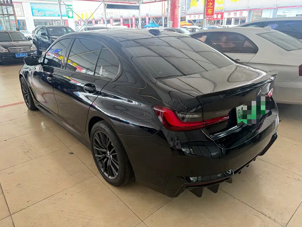 BMW i3 2024
