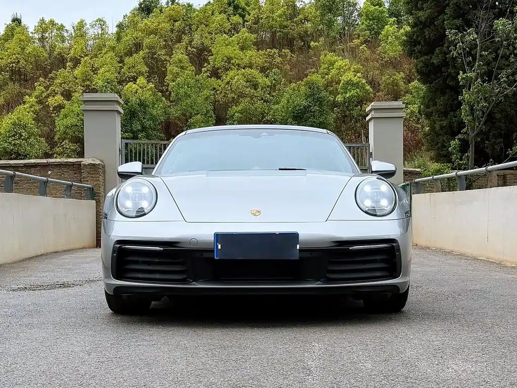 Porsche 911 2022