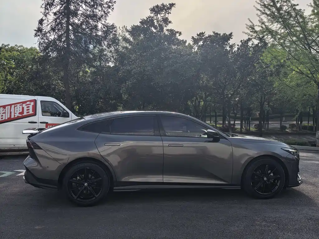 Changan UNI-V 2022