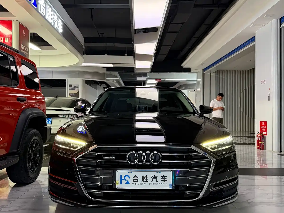 Audi A8 2022