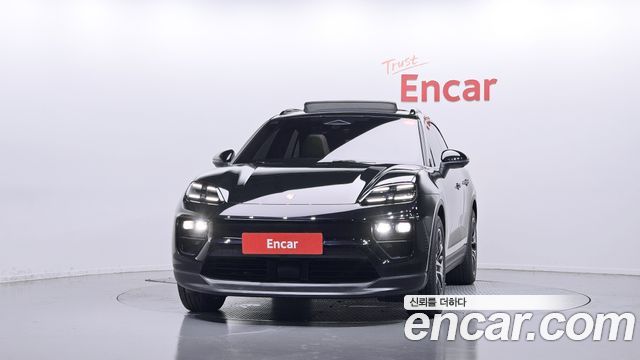 Porsche Macan 2025