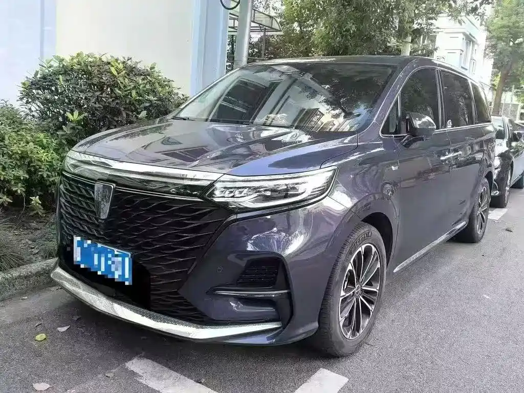 Roewe iMAX8 2021