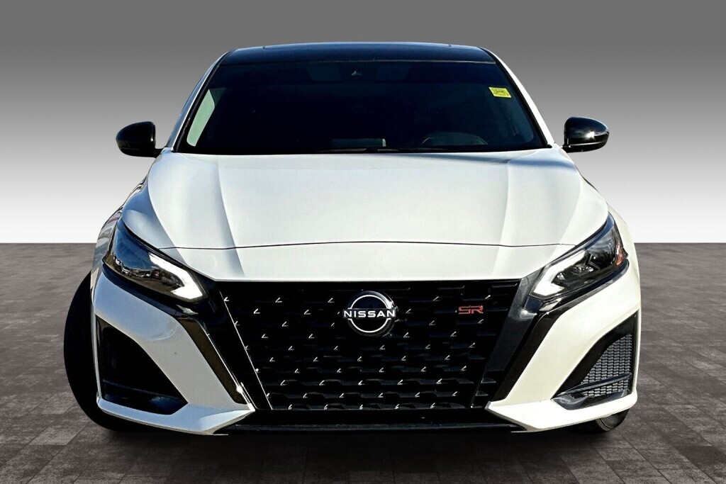 Nissan Altima 2023