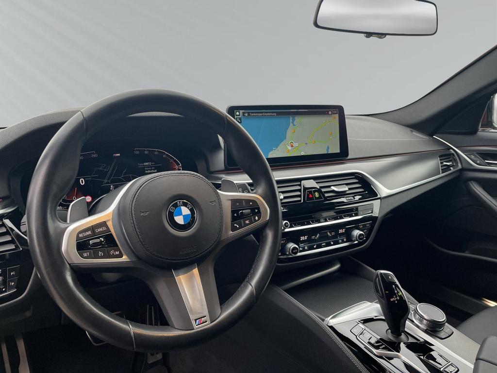 BMW 530 2022