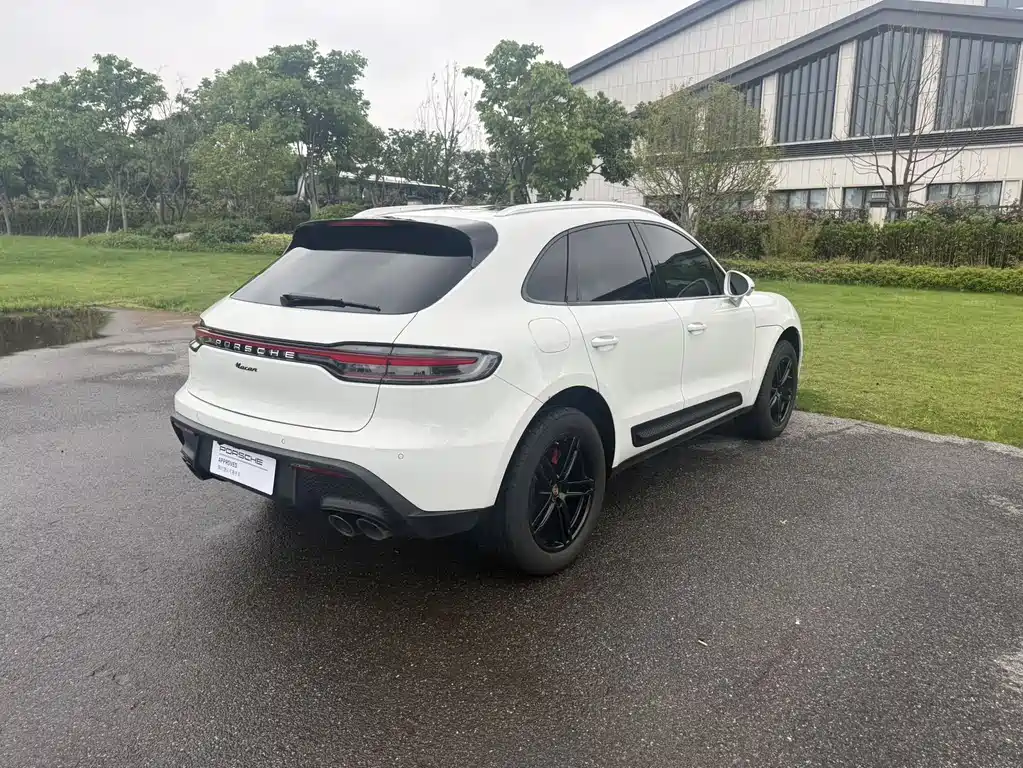Porsche Macan 2023
