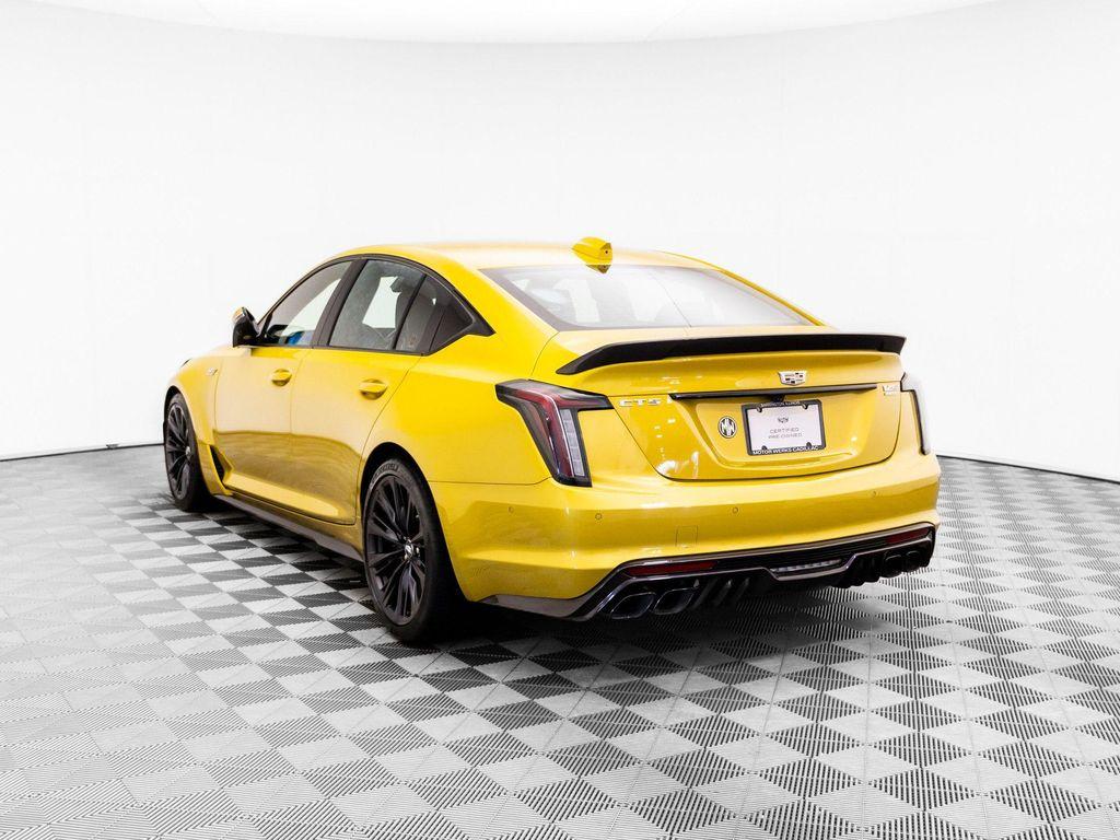 Cadillac CT5-V 2025