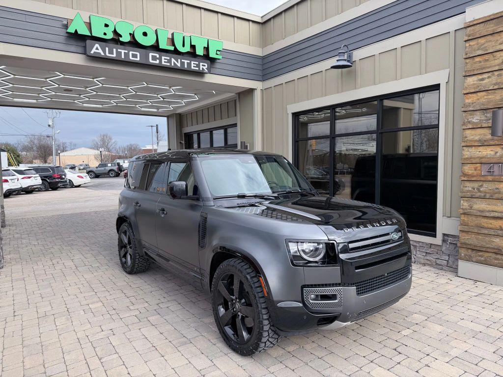 Land Rover Defender 2023