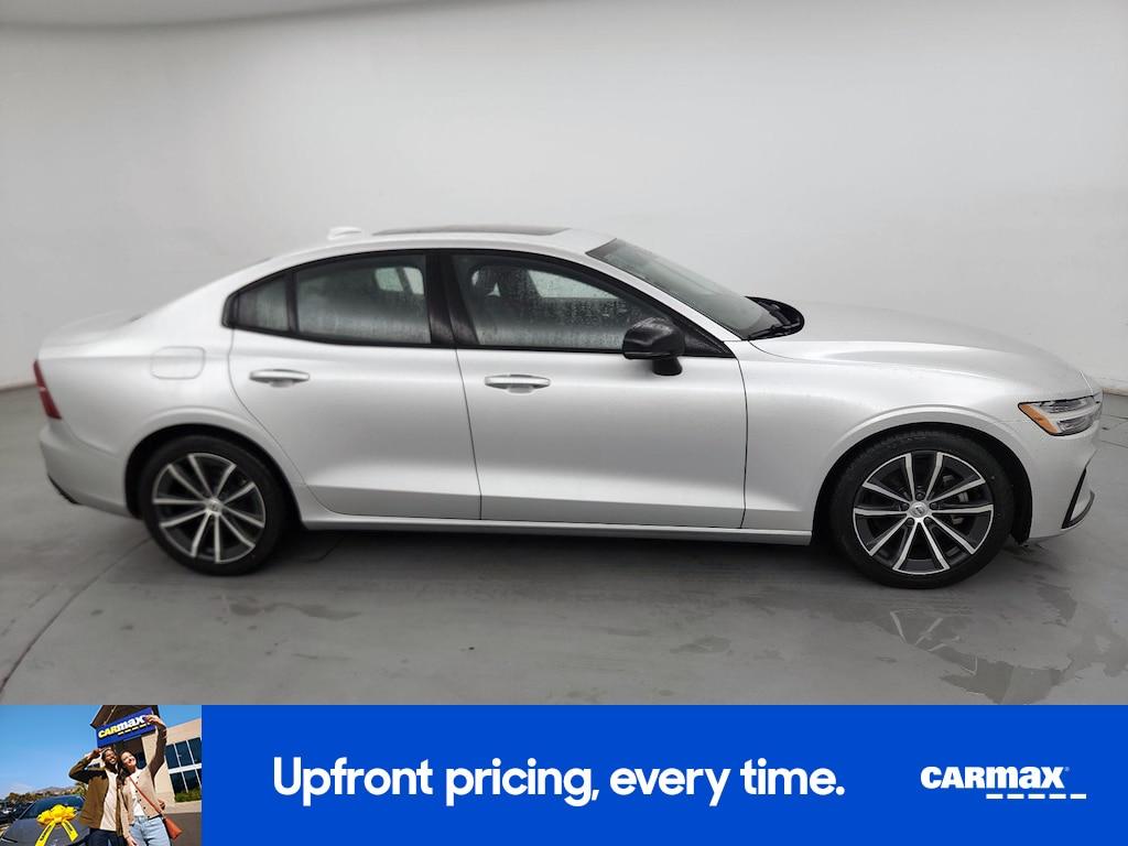 Volvo S60 2022