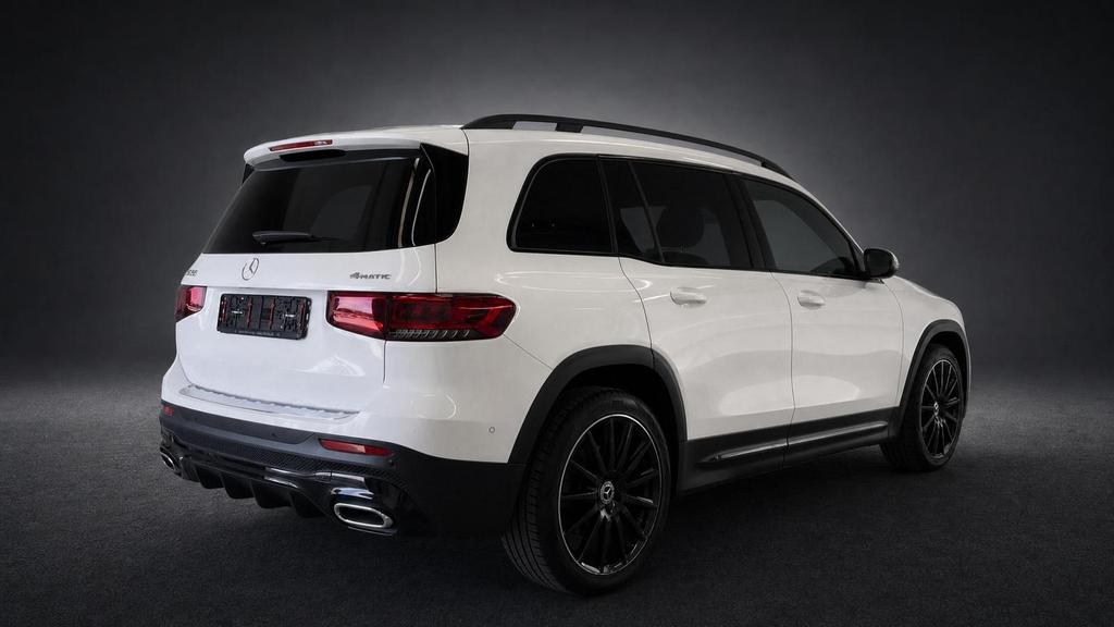 Mercedes-Benz GLB 250 2023
