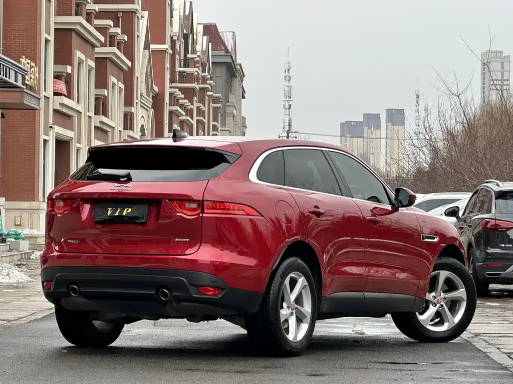 Jaguar F-Pace 2020