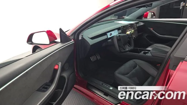 Tesla Model 3 2024