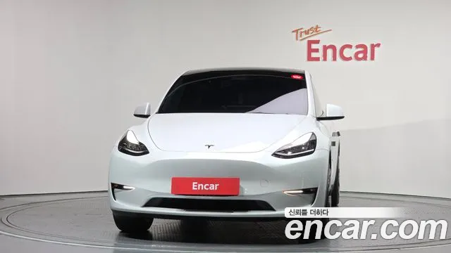 Tesla Model Y 2022