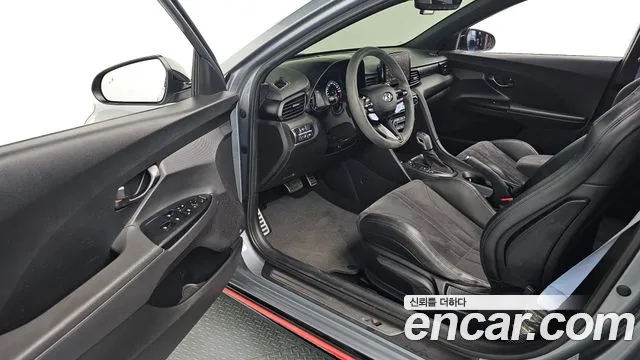 Hyundai Veloster 2020
