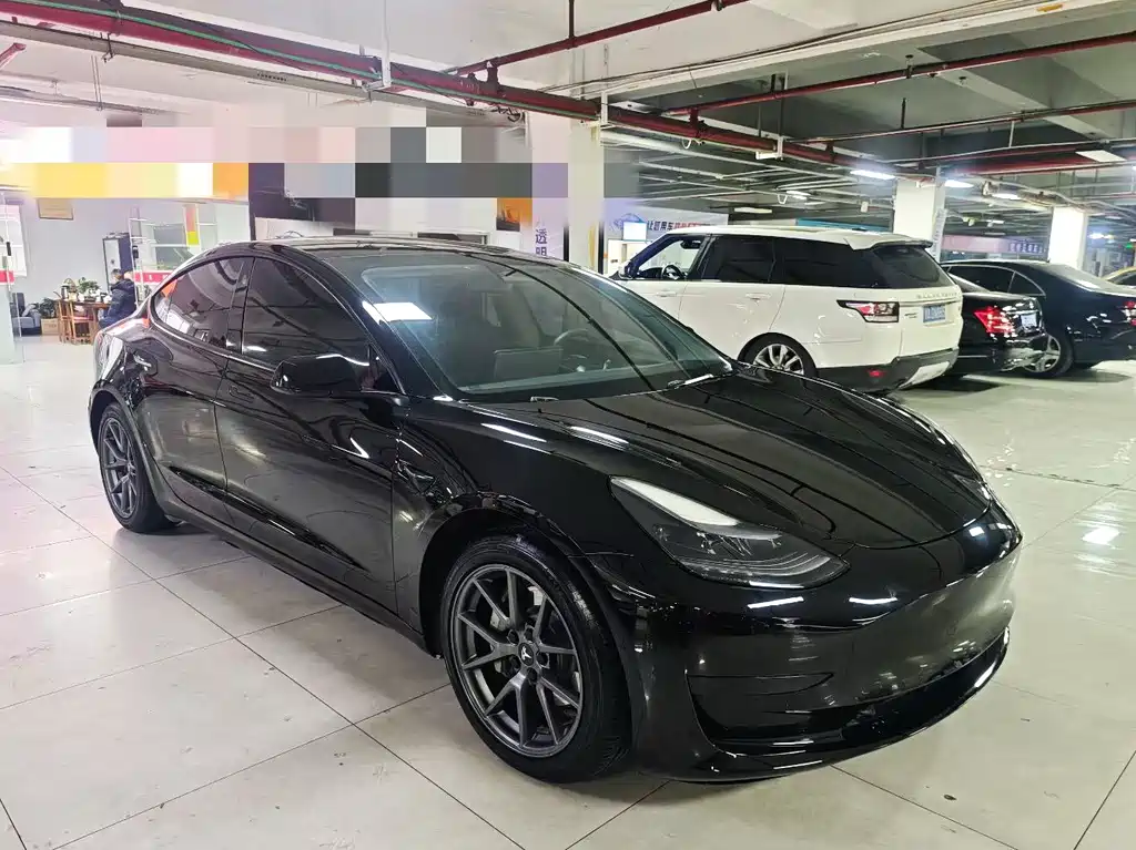 Tesla Model 3 2023