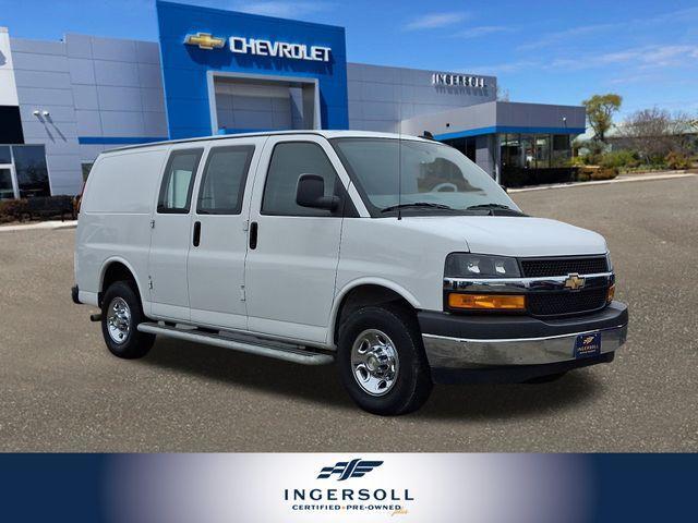 Chevrolet Express 2024