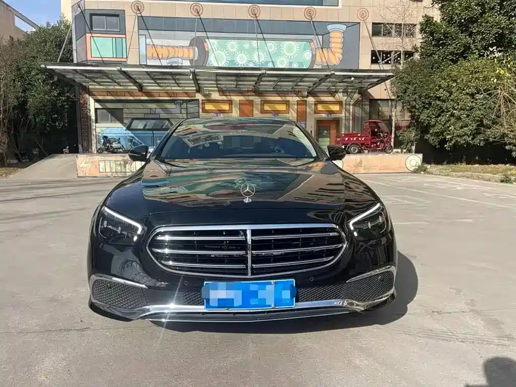 Mercedes-Benz E-Класс 2021