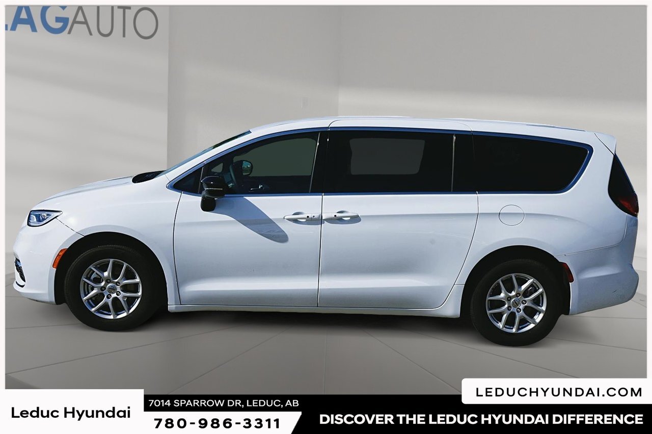 Chrysler Pacifica 2024