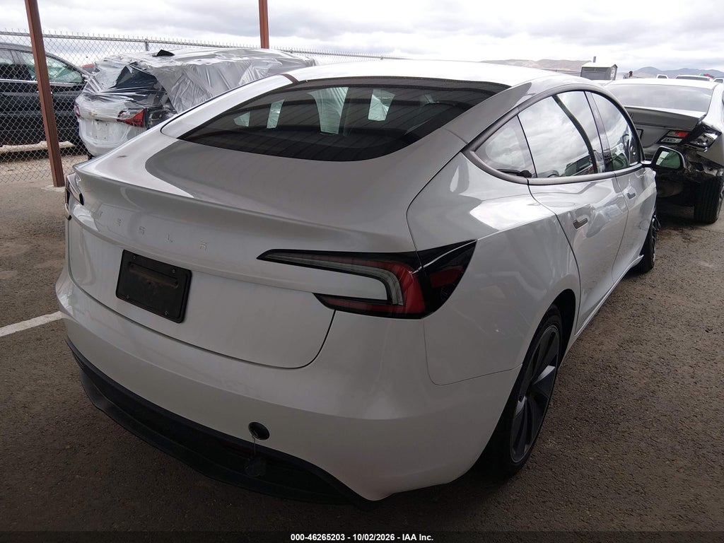 Tesla Model 3 2025
