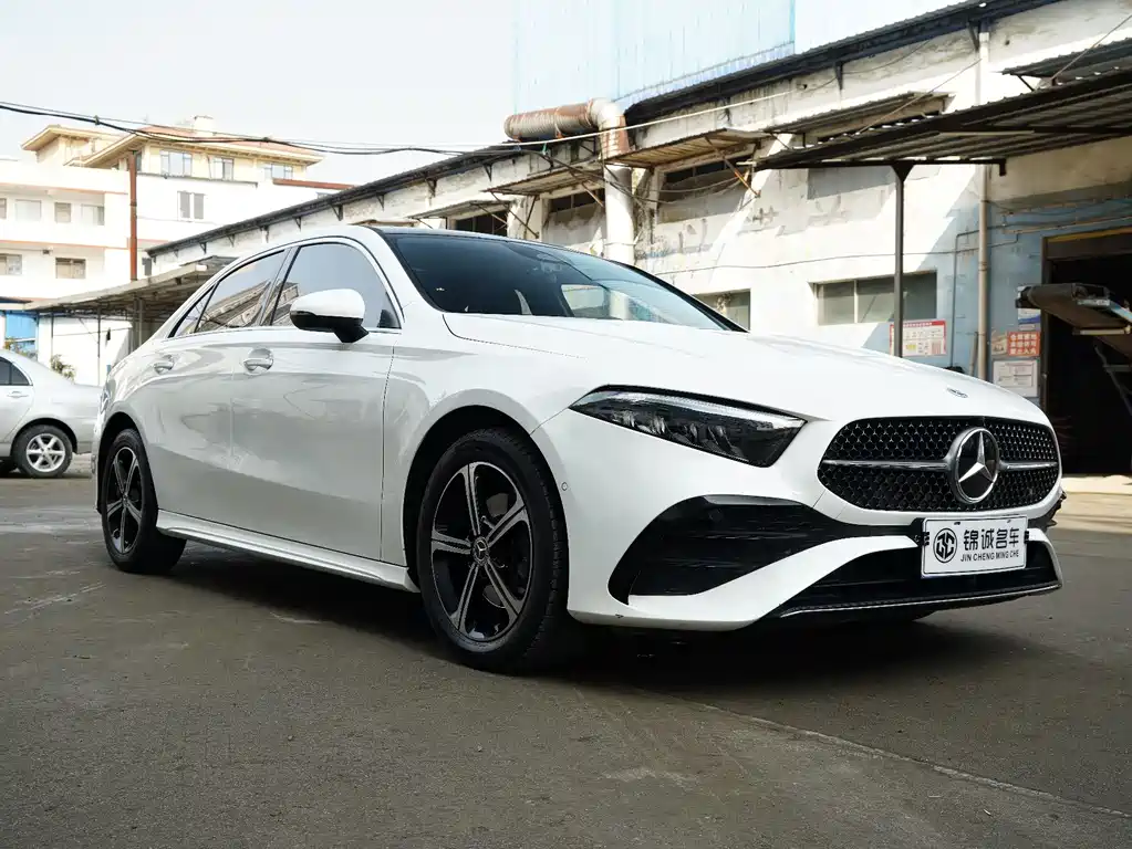 Mercedes-Benz A-Класс 2023