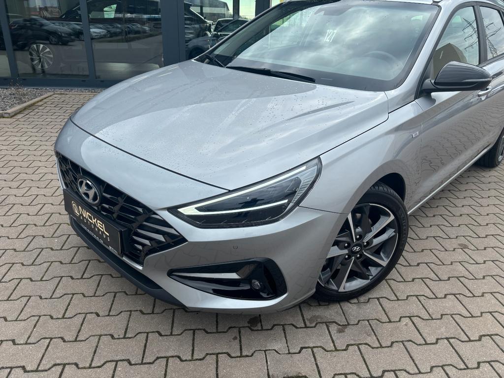 Hyundai i30 2021