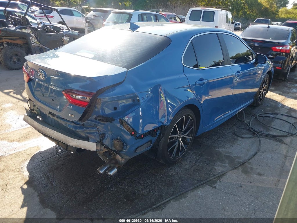 Toyota Camry 2023