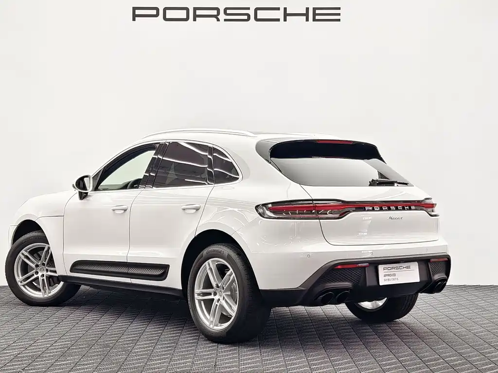 Porsche Macan 2024
