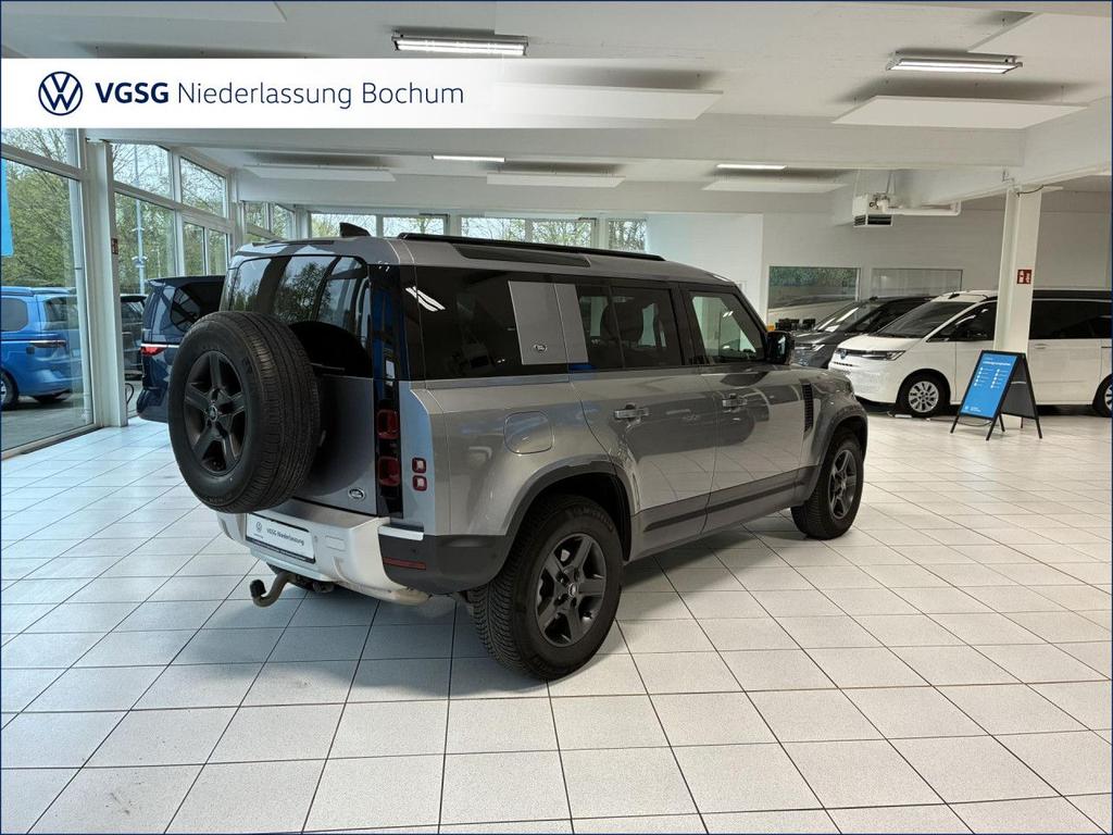 Land Rover Defender 2023