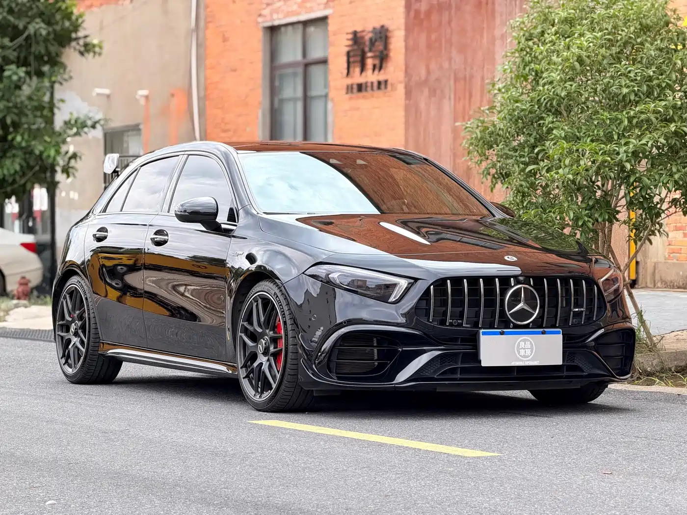 Mercedes-Benz A-Класс 2021