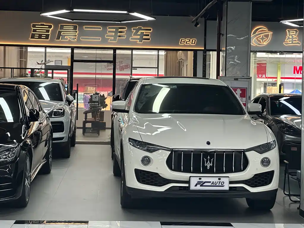Maserati Levante 2021