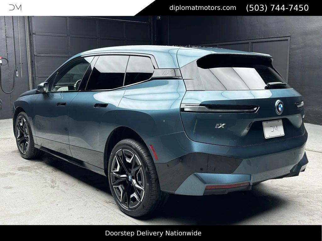 BMW iX 2025