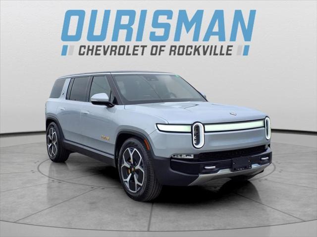 Rivian R1S 2023