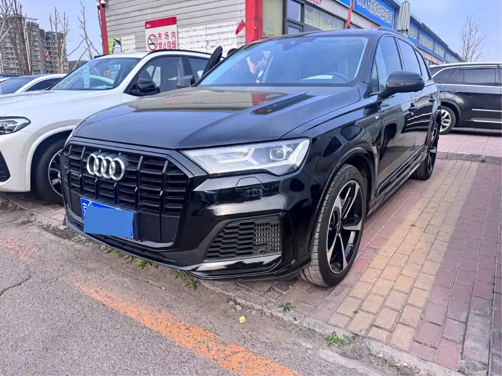 Audi Q7 2023
