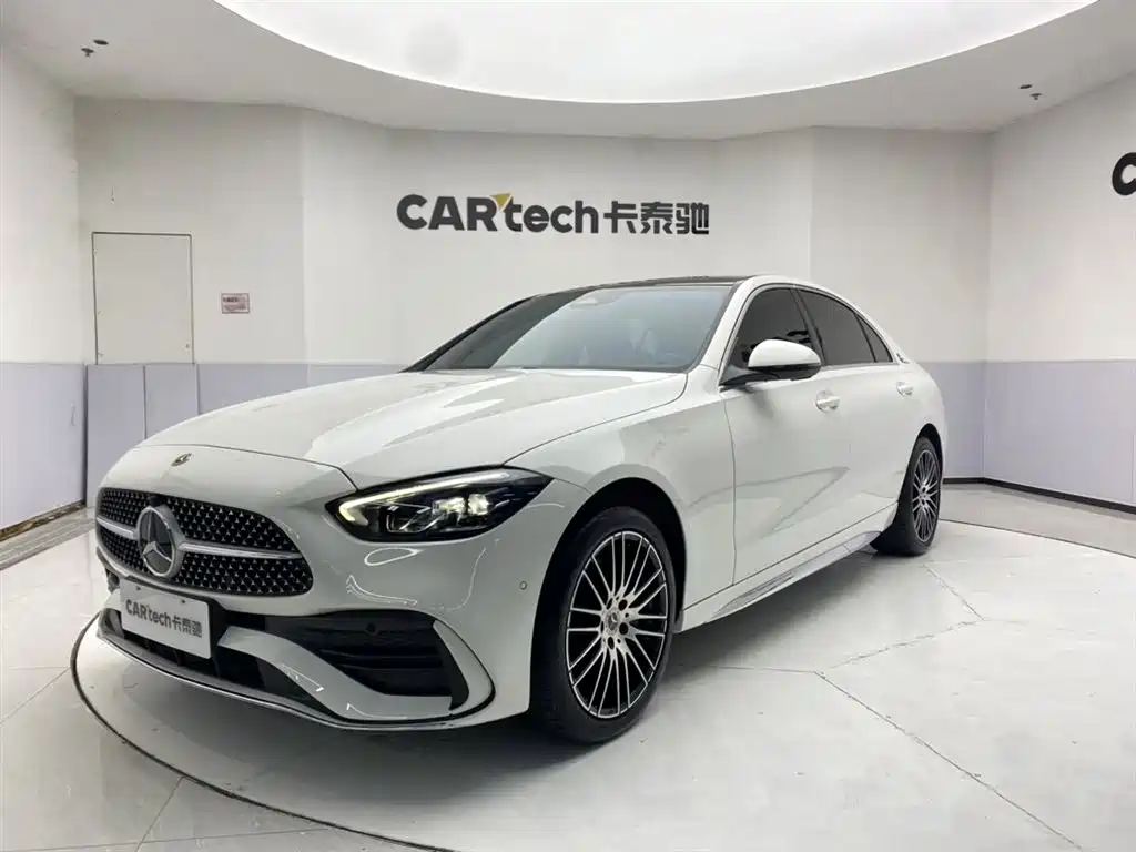 Mercedes-Benz C-Класс 2024