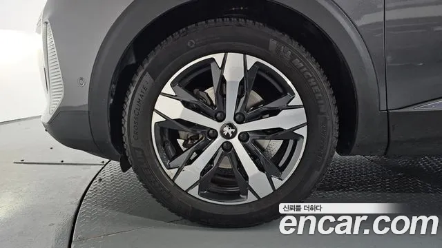 Peugeot 5008 2022