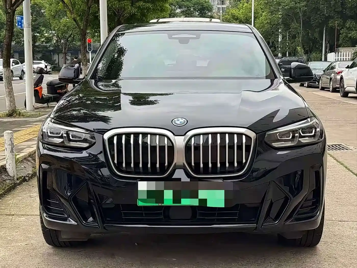 BMW iX3 2023