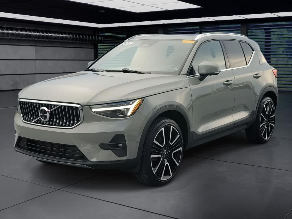 Volvo XC40 2024