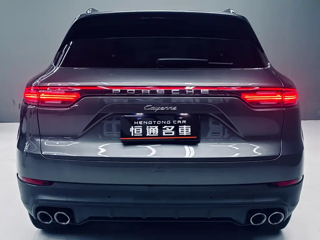 Porsche Cayenne 2021