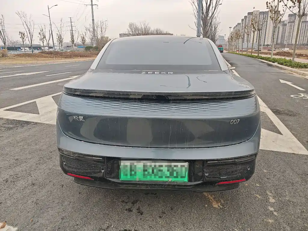 Zeekr 007 2024