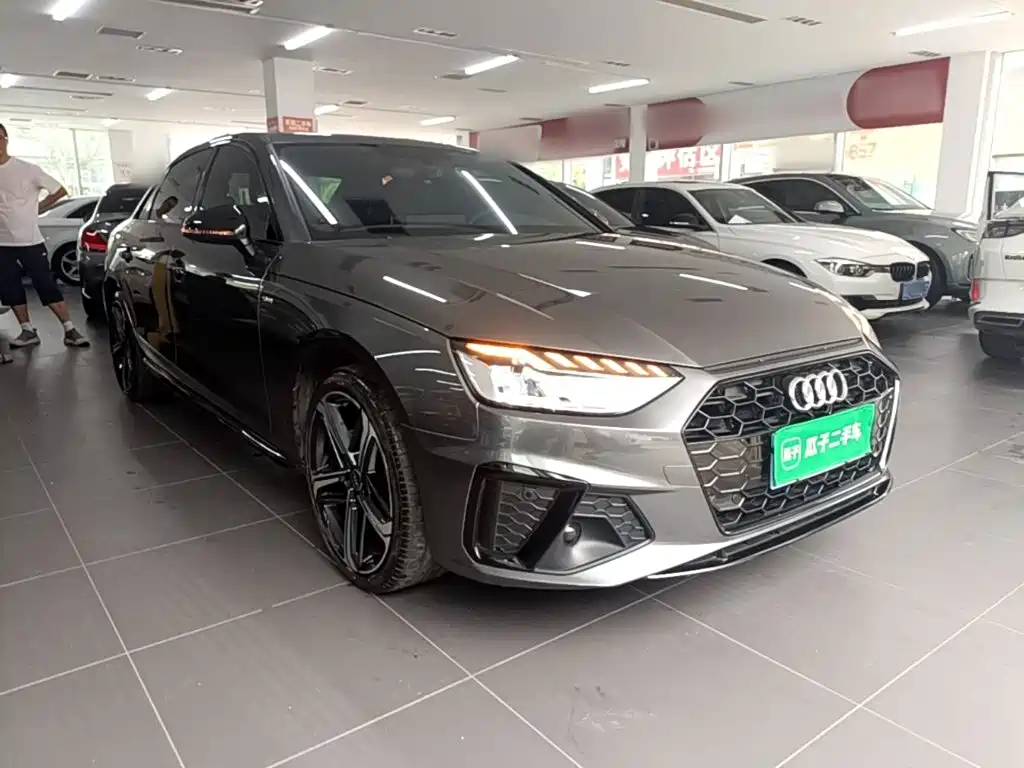 Audi A4 2024