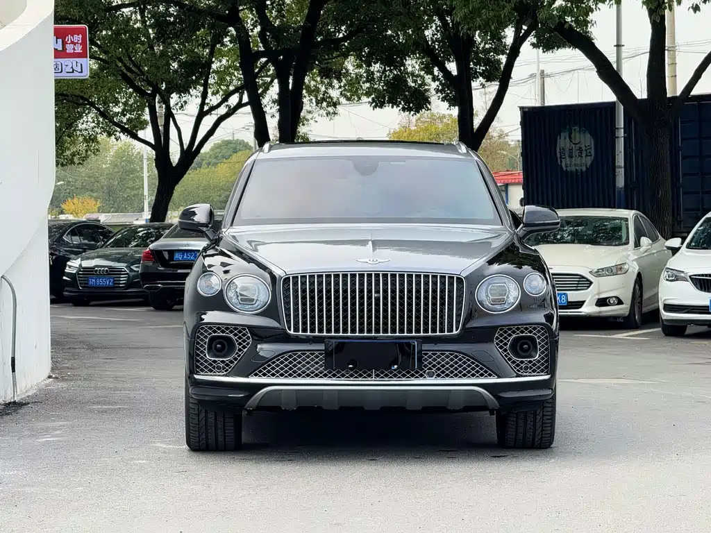 Bentley Bentayga 2023