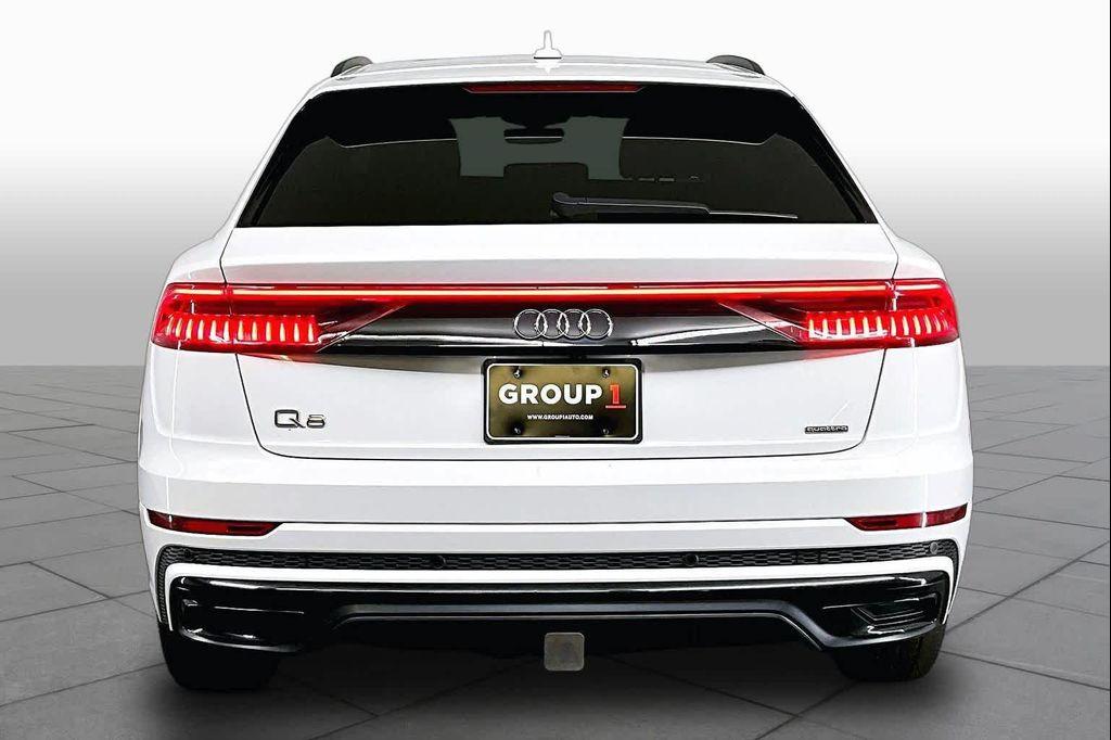 Audi Q8 2021