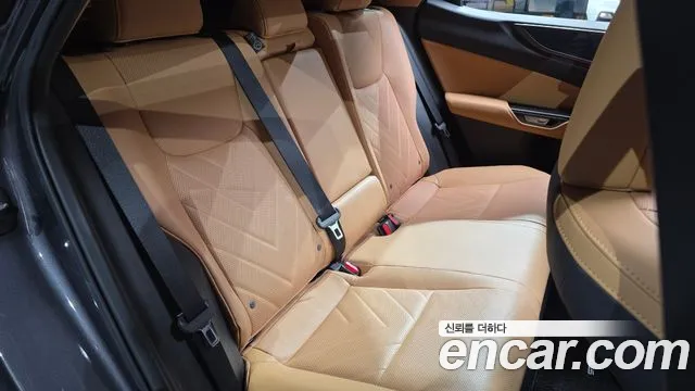 Lexus NX 2024